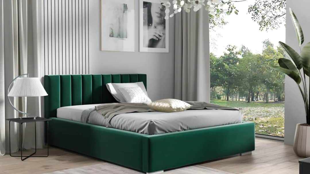 Jak ozdobić ścianę nad łóżkiem w sypialni - 10 inspirujących pomysłów